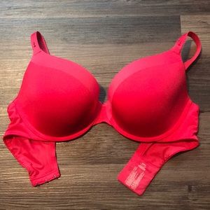Victoria’s Secret biofit Demi uplift bra. Push up